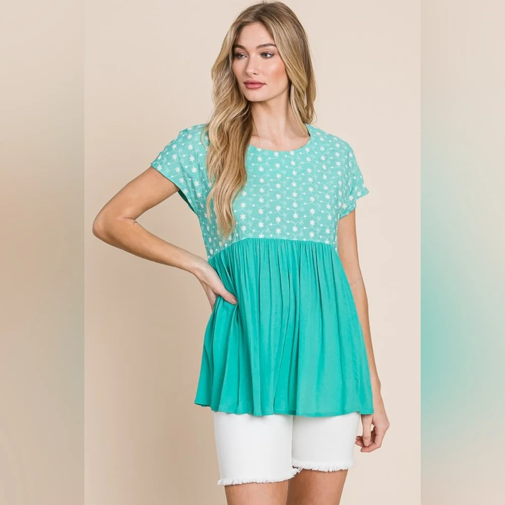 Lime 'N' Chili Full Size Embroidered Short Sleeve Pleated Babydoll Top Plus Size - Picture 5 of 13